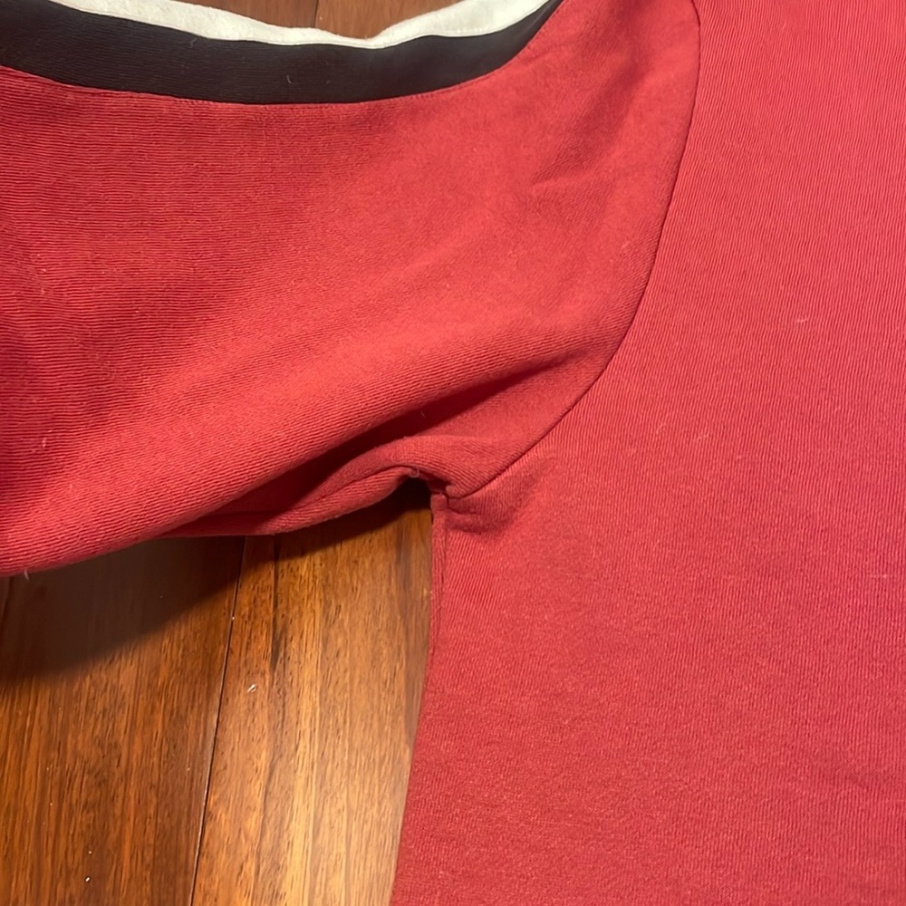 IU Sweatshirt - super comfy -size large - Picture 4 of 5